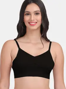 Amour Secret Black Lightly Padded Seamless Non-Wired Workout Bra