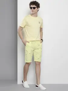 The Indian Garage Co Men Green Conversational Printed Slim Fit Shorts
