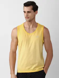 Peter England Men Yellow Sleeveless T-shirt