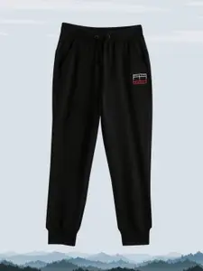 Tommy Hilfiger Boys Black Regular Fit Mid-Rise Knitted Organic Cotton  Joggers