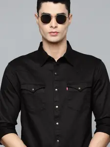 Levis Men Black Solid Slim Fit Casual Shirt