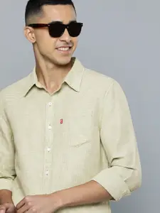 Levis Men Light Olive Green And White Self Design Slim Fit Cotton Linen Casual Shirt