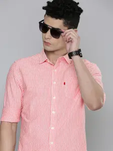Levis Men Pink & White Slim Fit Striped Pure Cotton Casual Shirt