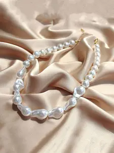 Unwind by Yellow Chimes White Irrregular Shape Pearl Necklace