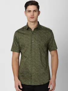 V Dot Men Olive Green Slim Fit Floral Printed Casual Shirt