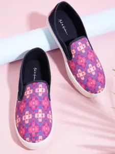 Mast & Harbour Mast & Harbour Women Printed Loafers