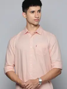 Levis Men Peach-Coloured Slim Fit Casual Shirt