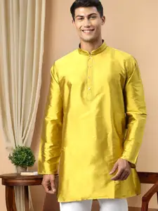 TATTVA Men Gold-Toned Solid Kurta