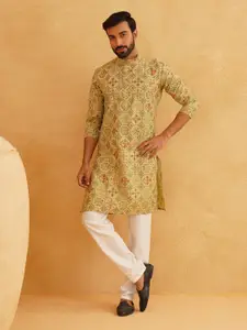 SOJANYA Men Green Printed Cotton Linen Kurta with Churidar