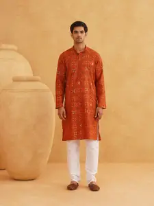 SOJANYA Men Orange Printed Cotton Linen Kurta with Churidar