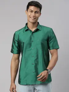 TATTVA Men Green Slim Fit Casual Shirt