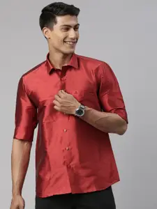 TATTVA Men Red Slim Fit Casual Shirt