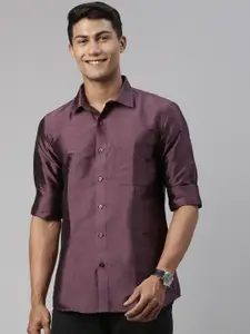 TATTVA Men Purple Slim Fit Casual Shirt