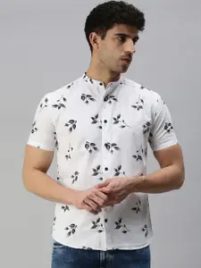 SHOWOFF Men White Premium Slim Fit Printed Casual Shirt