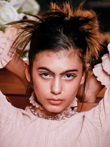 ODETTE Rose & White Statement Necklace