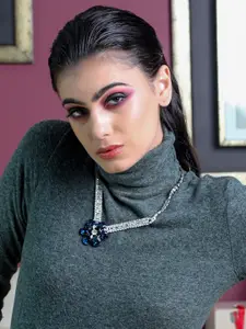 ODETTE Silver-Toned & Blue Studded Necklace