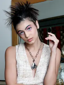 ODETTE Gold-Toned & Black Stone Studded Necklace