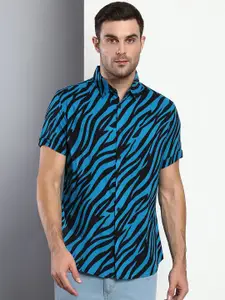 Dennis Lingo Men Blue Slim Fit Striped Casual Shirt