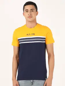 Lee Men Yellow & Navy Blue Colourblocked Slim Fit T-shirt