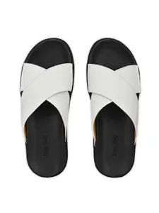 Eego Italy Men White & Black Comfort Sandals