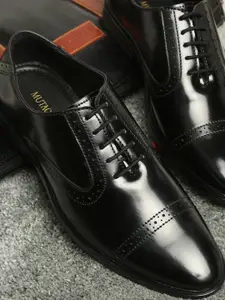 MUTAQINOTI Men Black Textured Oxfords Leather Formal Shoes