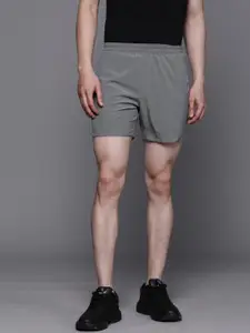 Columbia Men Solid Mid-Rise Sports Shorts