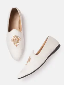 House of Pataudi Men Off-White & Beige Embroidered Handcrafted Slip-Ons