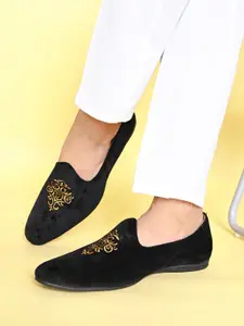 House of Pataudi Men Black & Beige Woven Design Handcrafted Slip-Ons