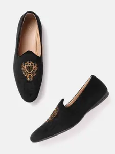 House of Pataudi Men Black & Beige Woven Design Handcrafted Slip-Ons