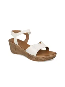 Inc 5 Women White Textured Toned Wedge Sandals