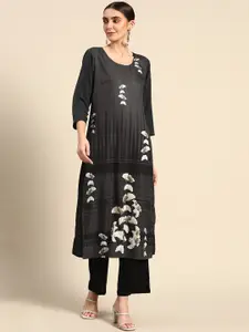 all about you Women Black & White Floral Printed Crepe Kurta