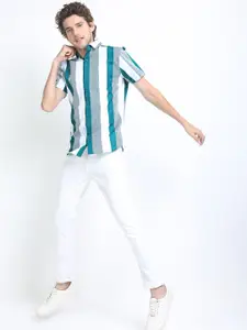 HIGHLANDER Men Green Slim Fit Striped Casual Shirt