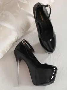 Flat n Heels Women Black Party Sandals with Buckles