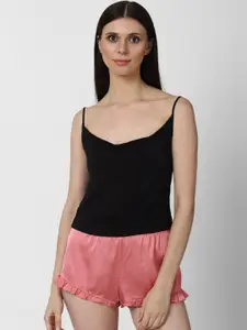 FOREVER 21 Women Black Solid Camisole