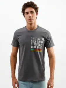 United Colors of Benetton Men Grey Typography Printed T-shirt