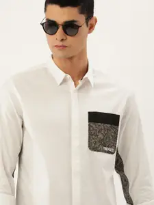 FOREVER 21 Men Off-White Solid Casual Shirt With Contrast Pocket