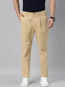 Breakbounce Men Beige Relaxed Loose Fit Pleated Cotton Chinos Trousers