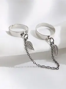 Jewels Galaxy Set Of 2 Silver-Plated Chained Design Finger Ring