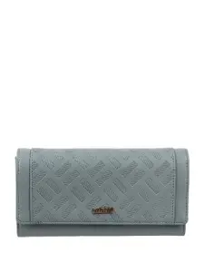 Mochi Women Geometric Textured Envelope Wallet