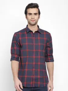 cape canary Men Navy Blue Checked Casual Shirt