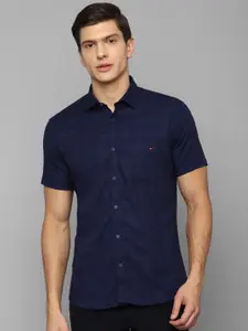 Louis Philippe Sport Men Navy Blue Slim Fit Checked Casual Shirt