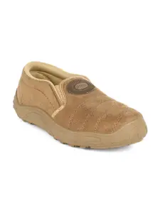 Bata Men Beige Woven Design Driven Shoes