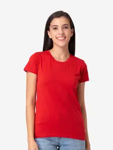 Vami Women Red Solid Cotton T-shirt