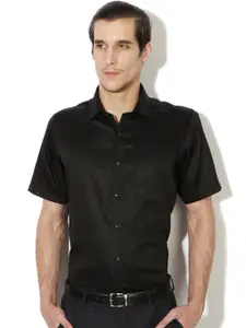 Van Heusen Men Black Slim Fit Formal Shirt