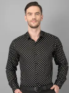 Canary London Men Black Smart Slim Fit Printed Semiformal Shirt