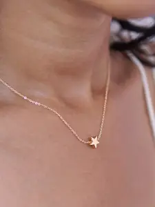 Ayesha Mini Star Pendant Necklace