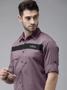 Roadster Men Purple Solid Pure Cotton Sustainable Casual Shirt