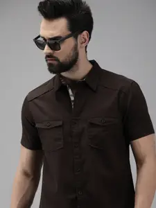 The Roadster Lifestyle Co. Men Coffee Brown Camouflage Printed Pure Cotton Casual Shirt