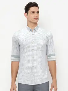 Peter England Men White & Blue Printed Slim Fit Casual Shirt
