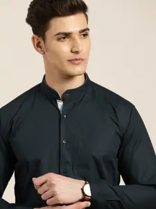 Hancock Men Navy Solid Slim Fit Pure Cotton Formal Shirt